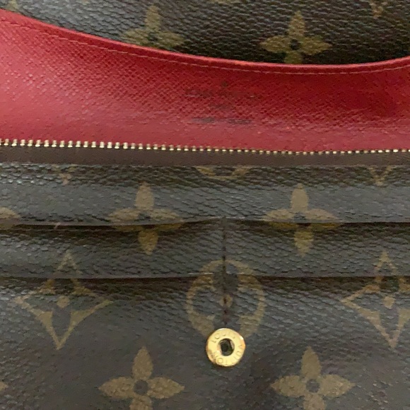 LV Monogram Wallet - Picture 2 of 8